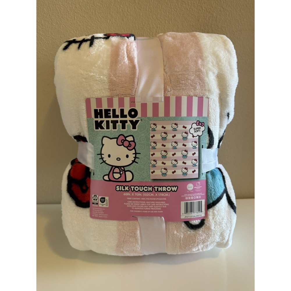 Hello Kitty Sanrio Silk Touch Throw Blanket 60x70 White Pink Super Soft New NWT